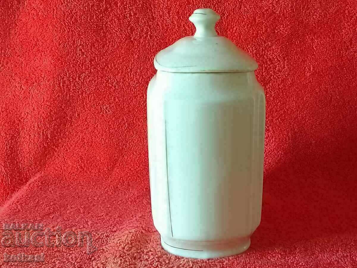 Vas vechi bulgar de portelan Borcan pentru aurire Gris cu preț 8.50 BGN | € 4.35 Vas vechi bulgar de portelan Borcan pentru aurire Gris cu preț 8.50 BGN | € 4.35