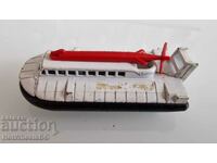 Matchbox  No 72 B -Hovercraft 1972  год