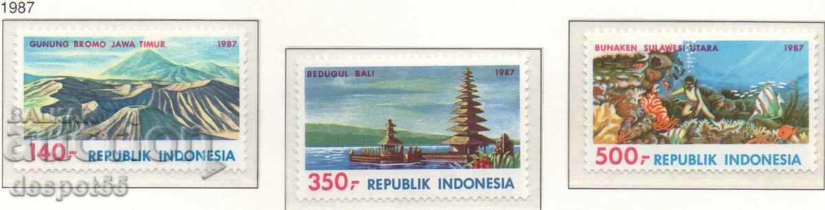 1987. Индонезия. Туризъм.
