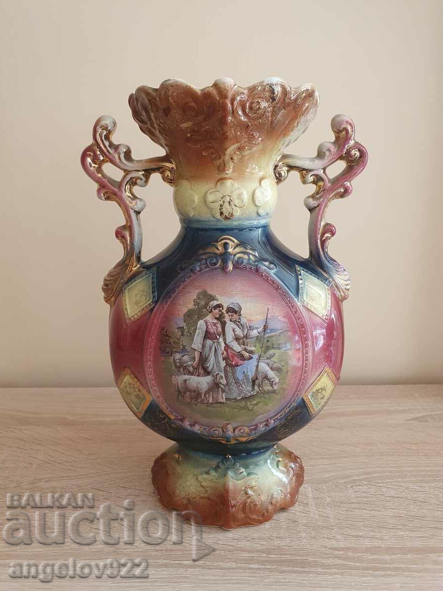 English porcelain amphora!!!