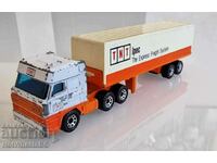 Matchbox Convoy-DAF 3300 Space Cab Truck & Trailer 1987 год