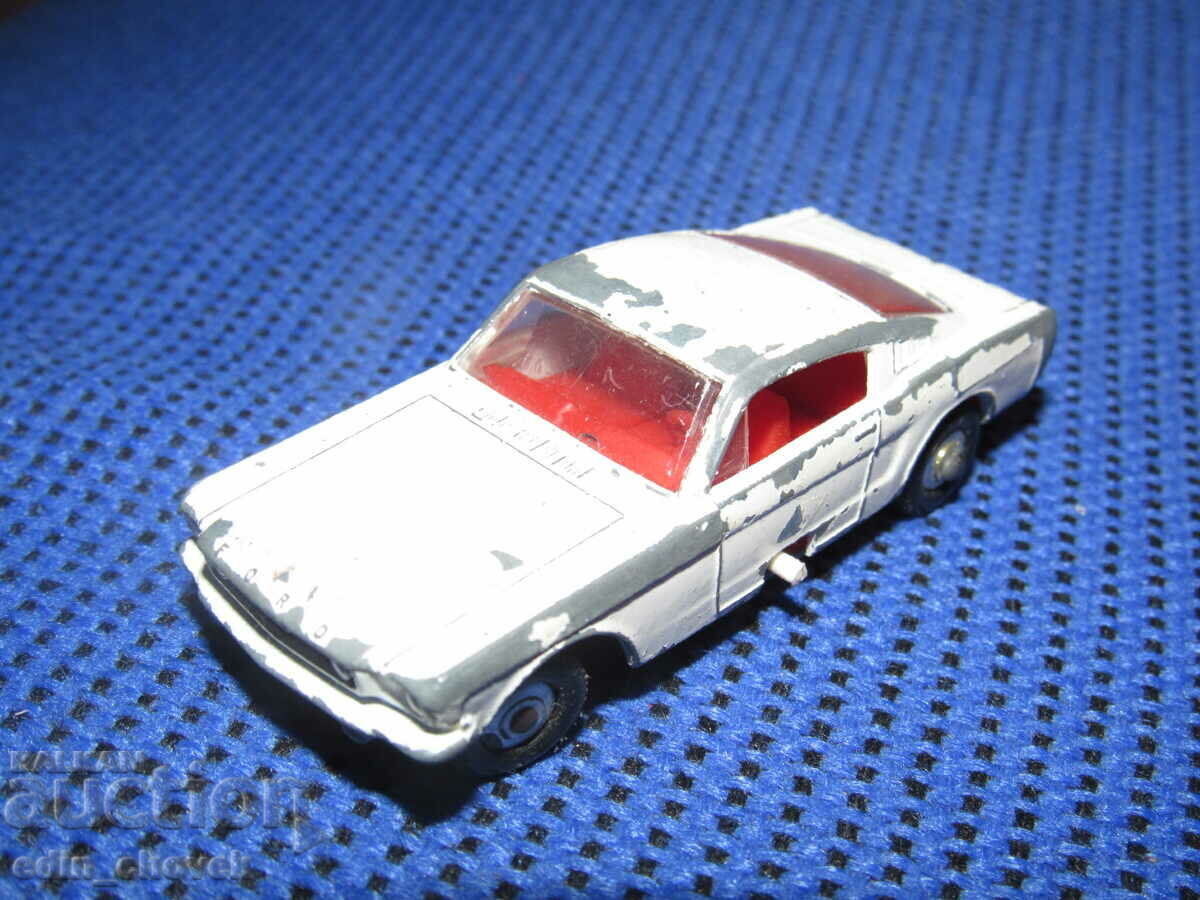 Matchbox England Mustang (Ford)