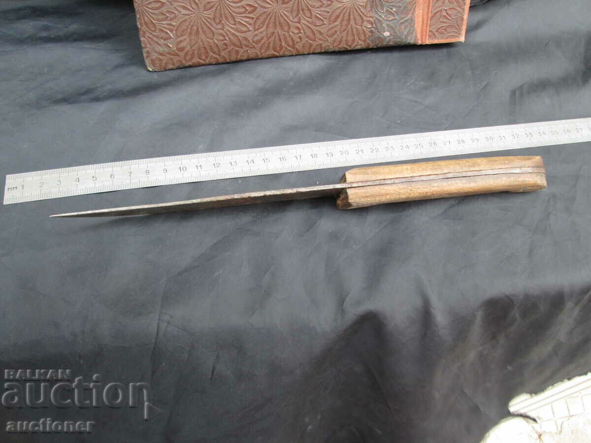 Delivery of KNIFE BLADE ANTIQUE BUTCHER KNIFE