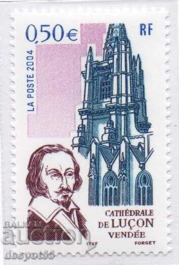 2004. Франция. Туризъм - катедралата Luçons.
