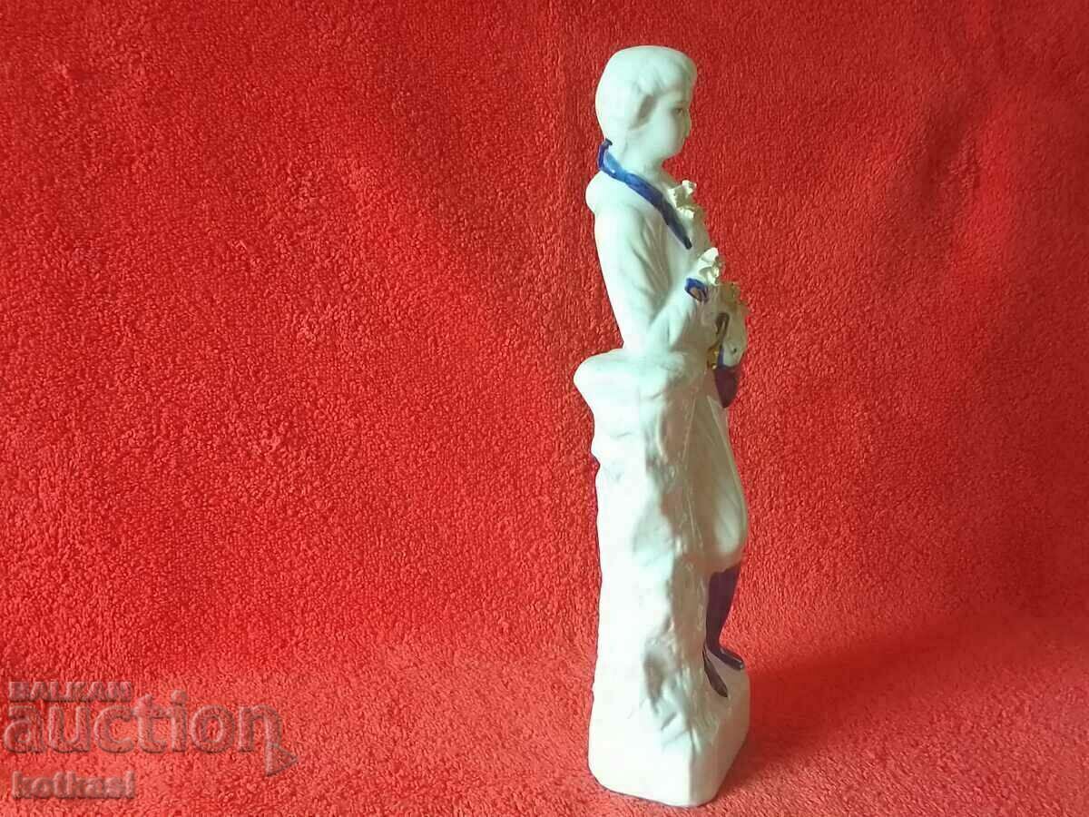 Old Porcelain Figure Man Gentleman Youth Aristocrat - 6 Old Porcelain Figure Man Gentleman Youth Aristocrat - 6