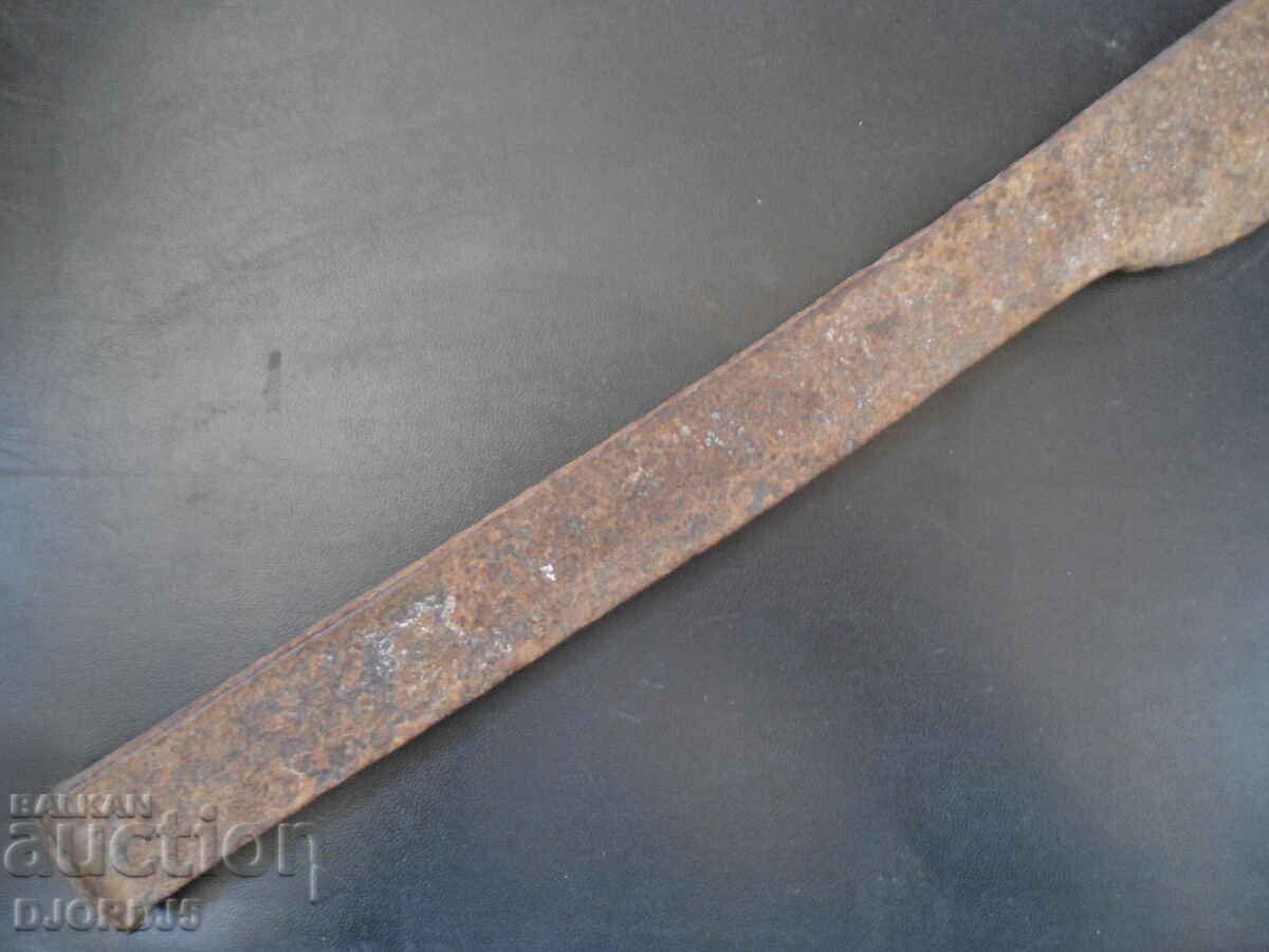 Delivery of Machete type old wrought iron Delivery of Machete type old wrought iron