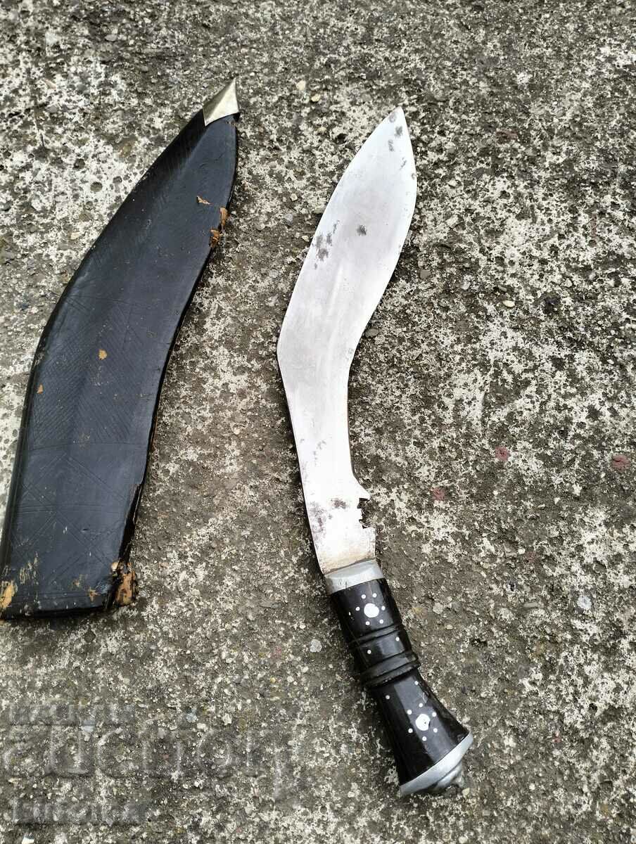 Kukri knife