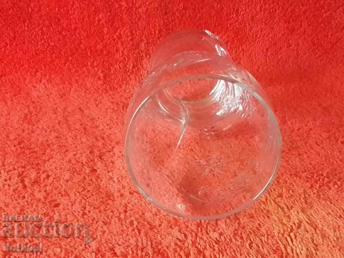 Delivery of An old glass of Coca Cola Coca Cola