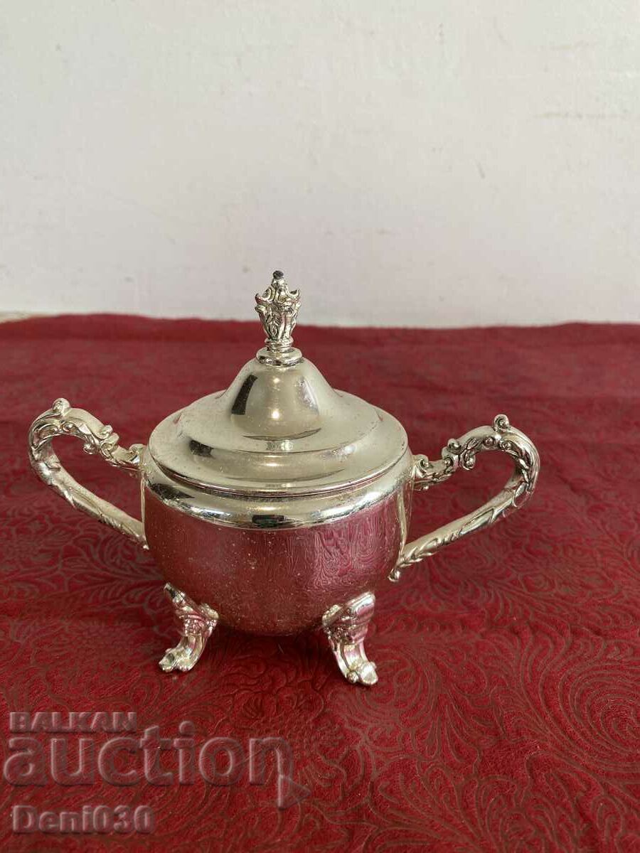 Beautiful silver-plated sugar bowl with markings !!!!