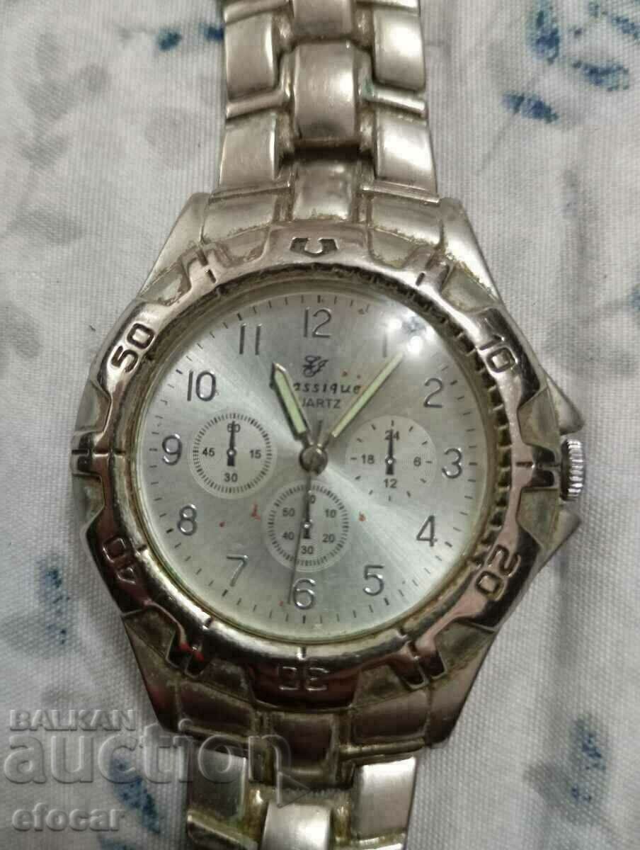 Κλασικό ρολόι με τιμή 2.00 BGN | € 1.02 Κλασικό ρολόι με τιμή 2.00 BGN | € 1.02