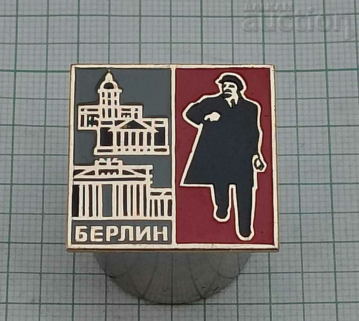 LENIN BERLIN MUSEUM BADGE