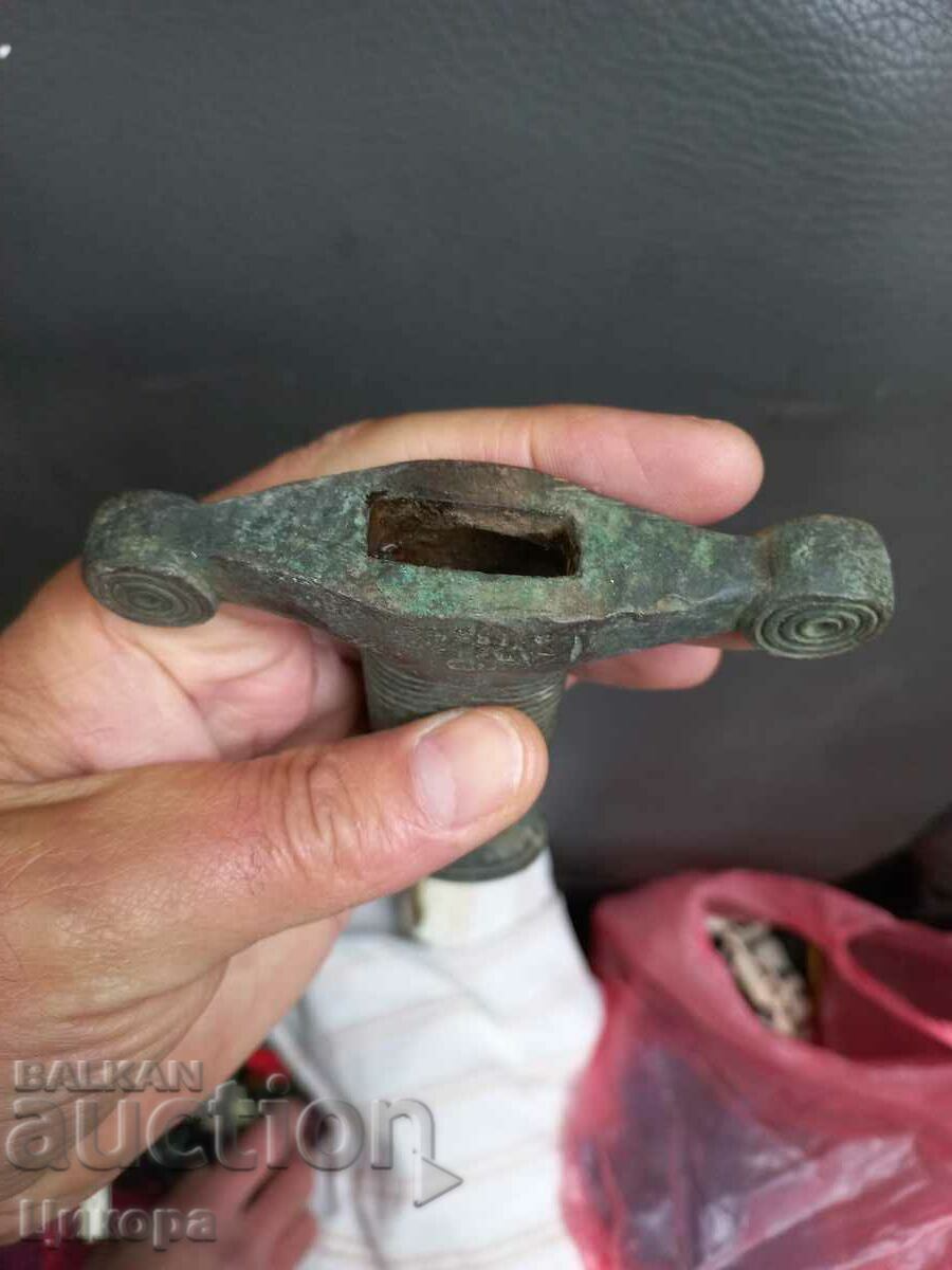 Delivery of FANG HANDLE Delivery of FANG HANDLE