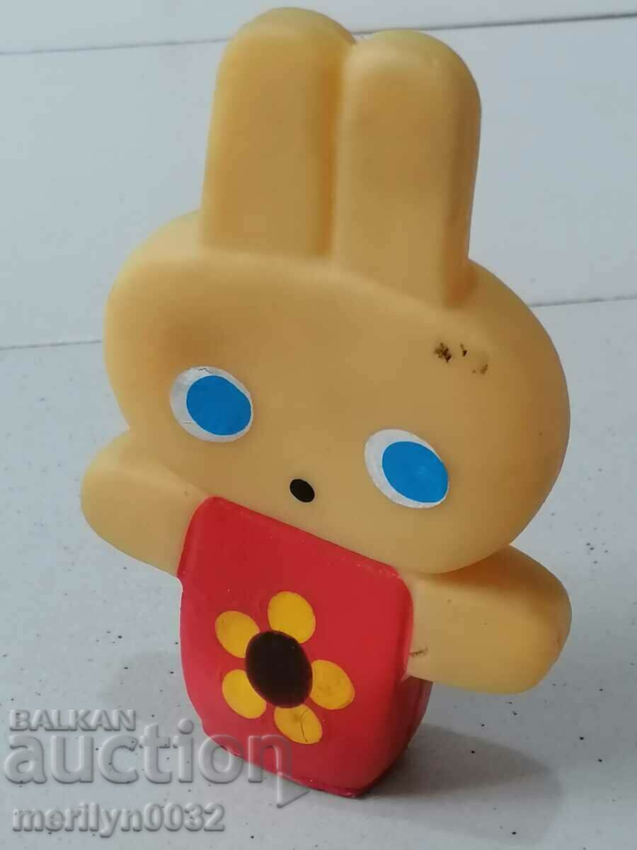 Детска гумена играчка, гумено зайче залъгалка - НРБ
