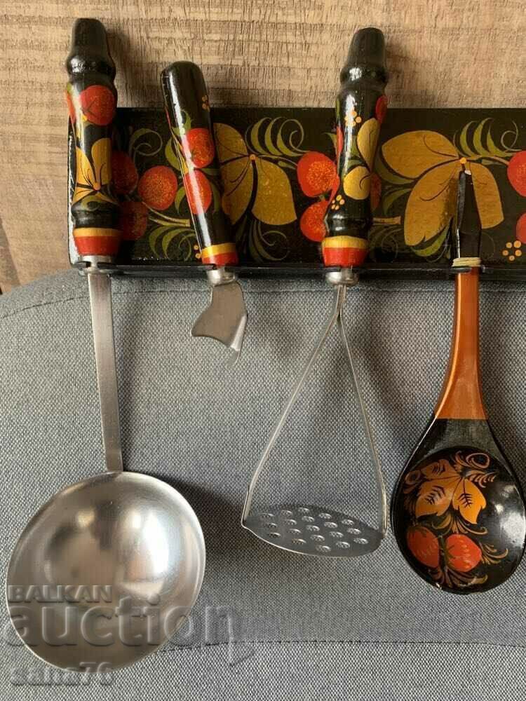 Beautiful hand-painted Soviet set-Hokhloma with price 45.00 BGN | € 23.01 Beautiful hand-painted Soviet set-Hokhloma with price 45.00 BGN | € 23.01