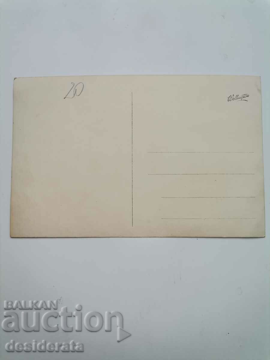 Стара фотография - сем.Кайдъмови, Карлово с цена 20.00 лв. | € 10.23 Стара фотография - сем.Кайдъмови, Карлово с цена 20.00 лв. | € 10.23