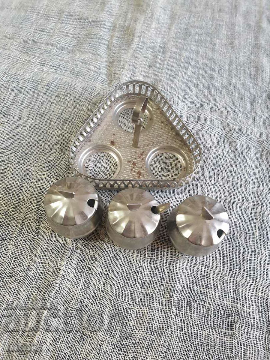 Delivery of Metal spice set Delivery of Metal spice set