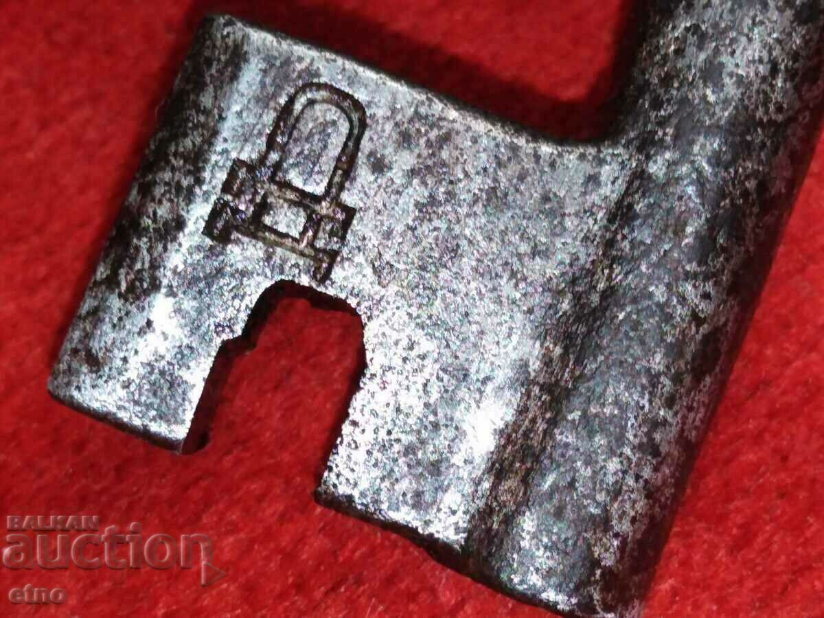 ΑΥΘΕΝΤΙΚΟ ΣΦΥΡΗΤΟ ΚΛΕΙΔΙ ΠΥΛΗΣ ΜΟΝΑΣΤΗΡΙΟΥ - 5 ΑΥΘΕΝΤΙΚΟ ΣΦΥΡΗΤΟ ΚΛΕΙΔΙ ΠΥΛΗΣ ΜΟΝΑΣΤΗΡΙΟΥ - 5