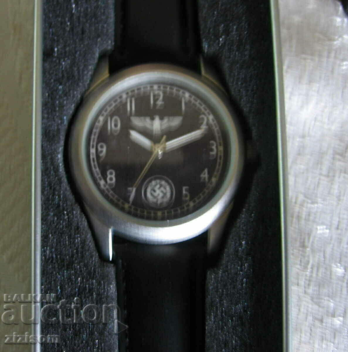 Auction WERMACHT SWASTIKI WRIST WATCH NEW WITH BOX AND PAPER Auction WERMACHT SWASTIKI WRIST WATCH NEW WITH BOX AND PAPER