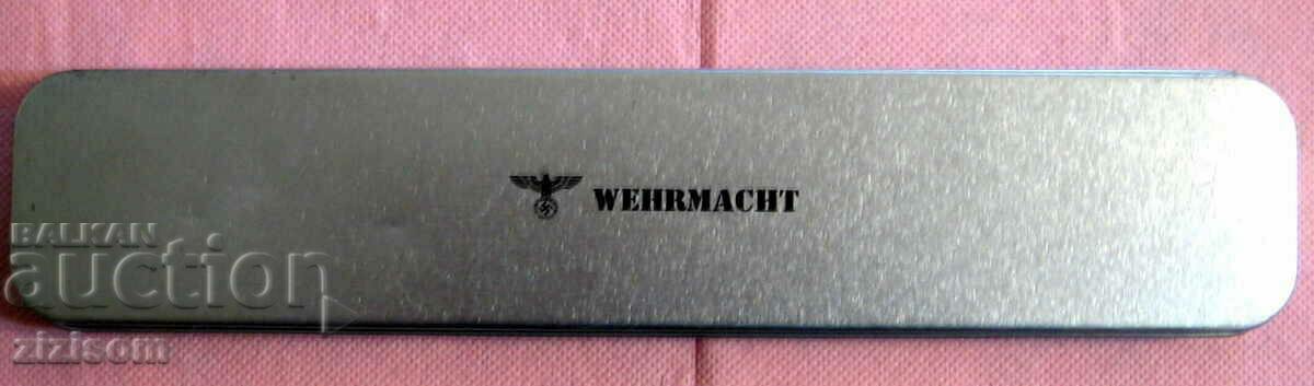 WERMACHT SWASTIKI WRIST WATCH NEW WITH BOX AND PAPER - 5 WERMACHT SWASTIKI WRIST WATCH NEW WITH BOX AND PAPER - 5