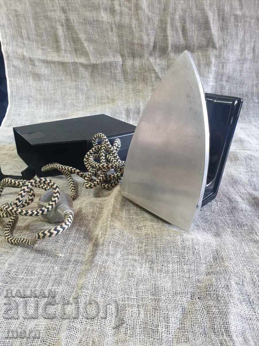 Vintage Russian tourist iron - 5 Vintage Russian tourist iron - 5