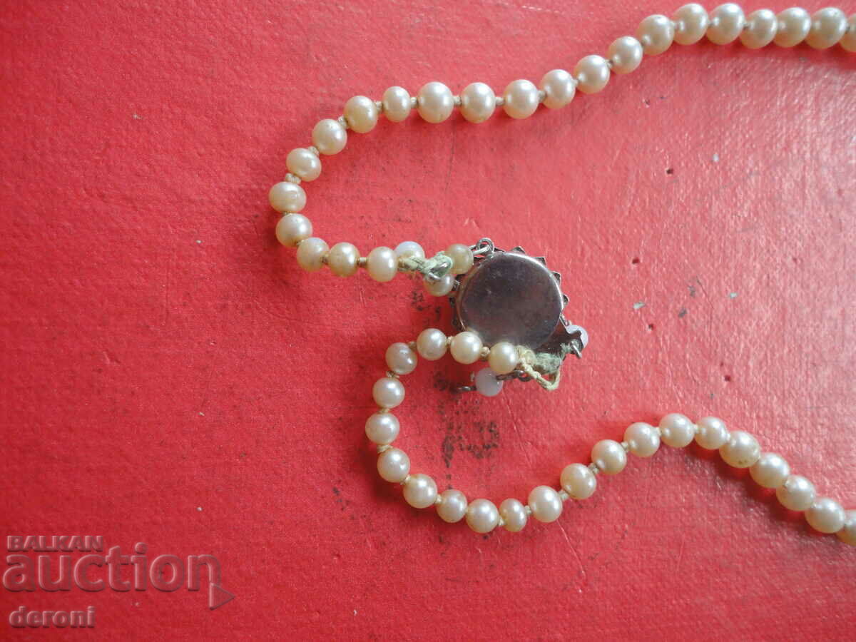 Delivery of Necklace necklace with pearls 3 Delivery of Necklace necklace with pearls 3