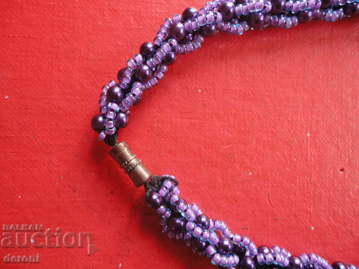 Great blue bead choker necklace with price 20.00 BGN | € 10.23 Great blue bead choker necklace with price 20.00 BGN | € 10.23