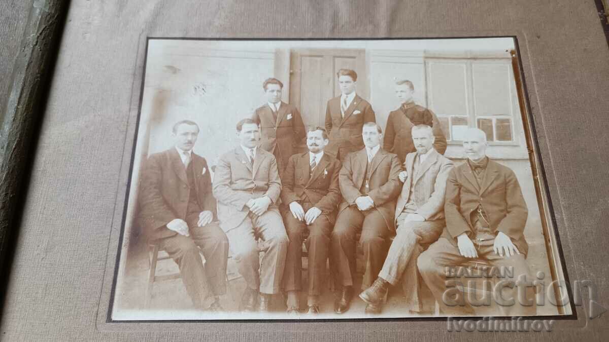 St. Sofia School of Management at Ivan Vazov Street in Hadji Dimitar Quarter 1925 with price 16.45 BGN | € 8.41