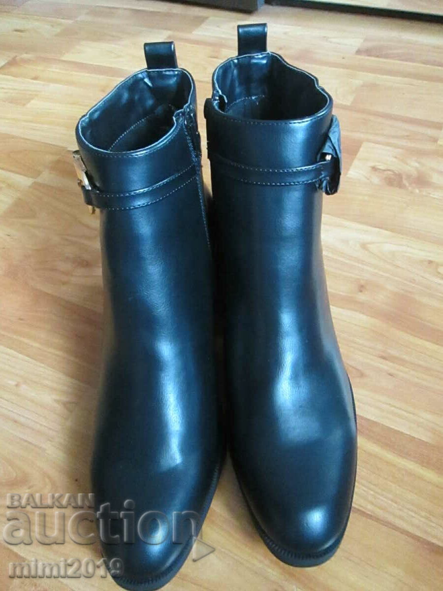 New England Women's Boots, RIVER ISLAND Boots, Size 42 with price 48.00 BGN | € 24.54