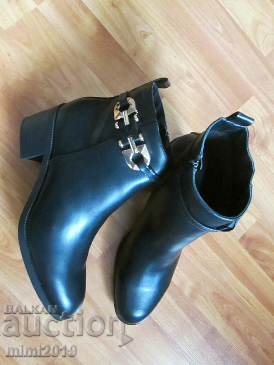 New England Women's Boots, RIVER ISLAND Boots, Size 42 - 7