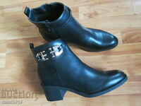 Γυναικείες μπότες New England, Μπότες RIVER ISLAND, μέγεθος 42