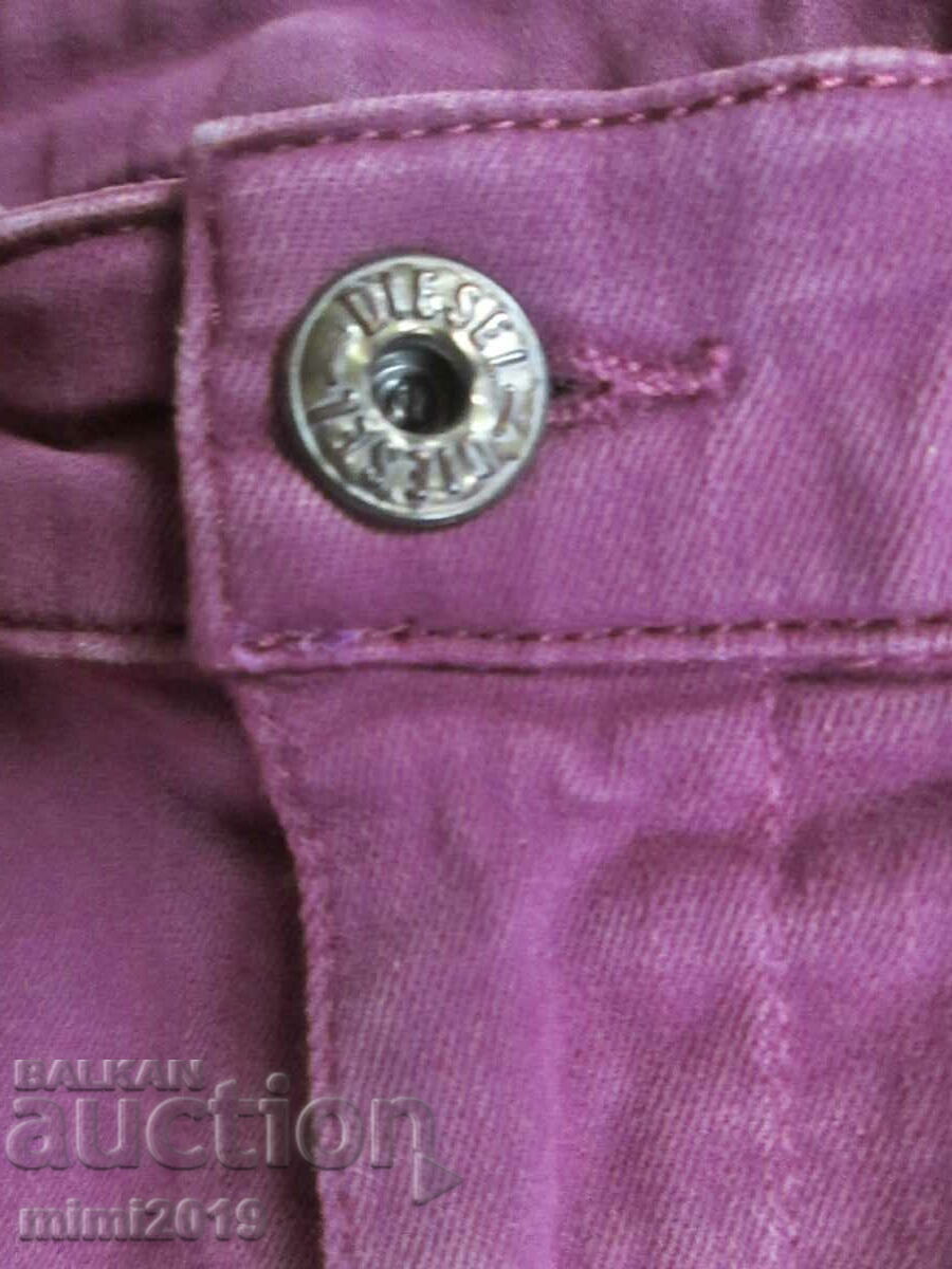 Blugi originali DIESEL, culoare visiniu, numarul 28 - 5 Blugi originali DIESEL, culoare visiniu, numarul 28 - 5