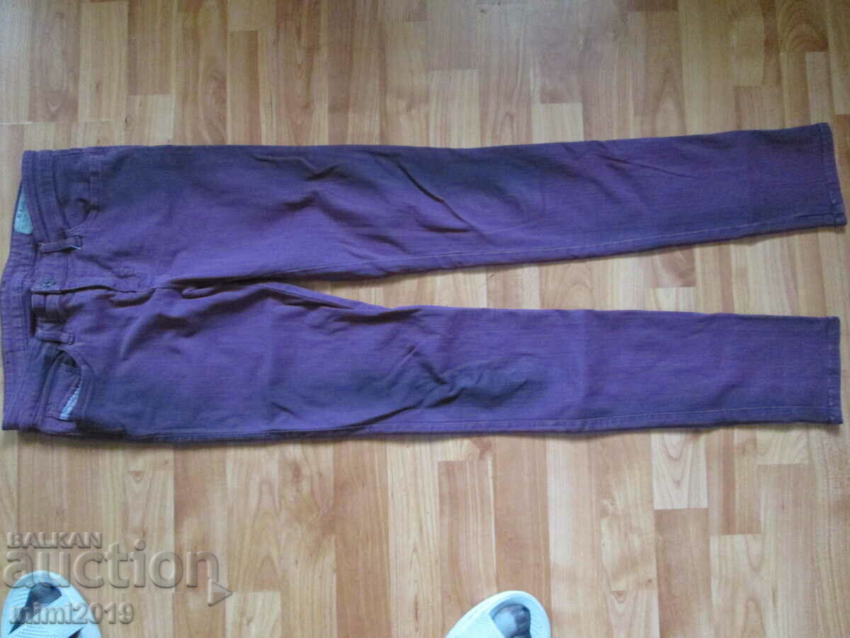 Blugi originali DIESEL, culoare visiniu, numarul 28 - 7 Blugi originali DIESEL, culoare visiniu, numarul 28 - 7