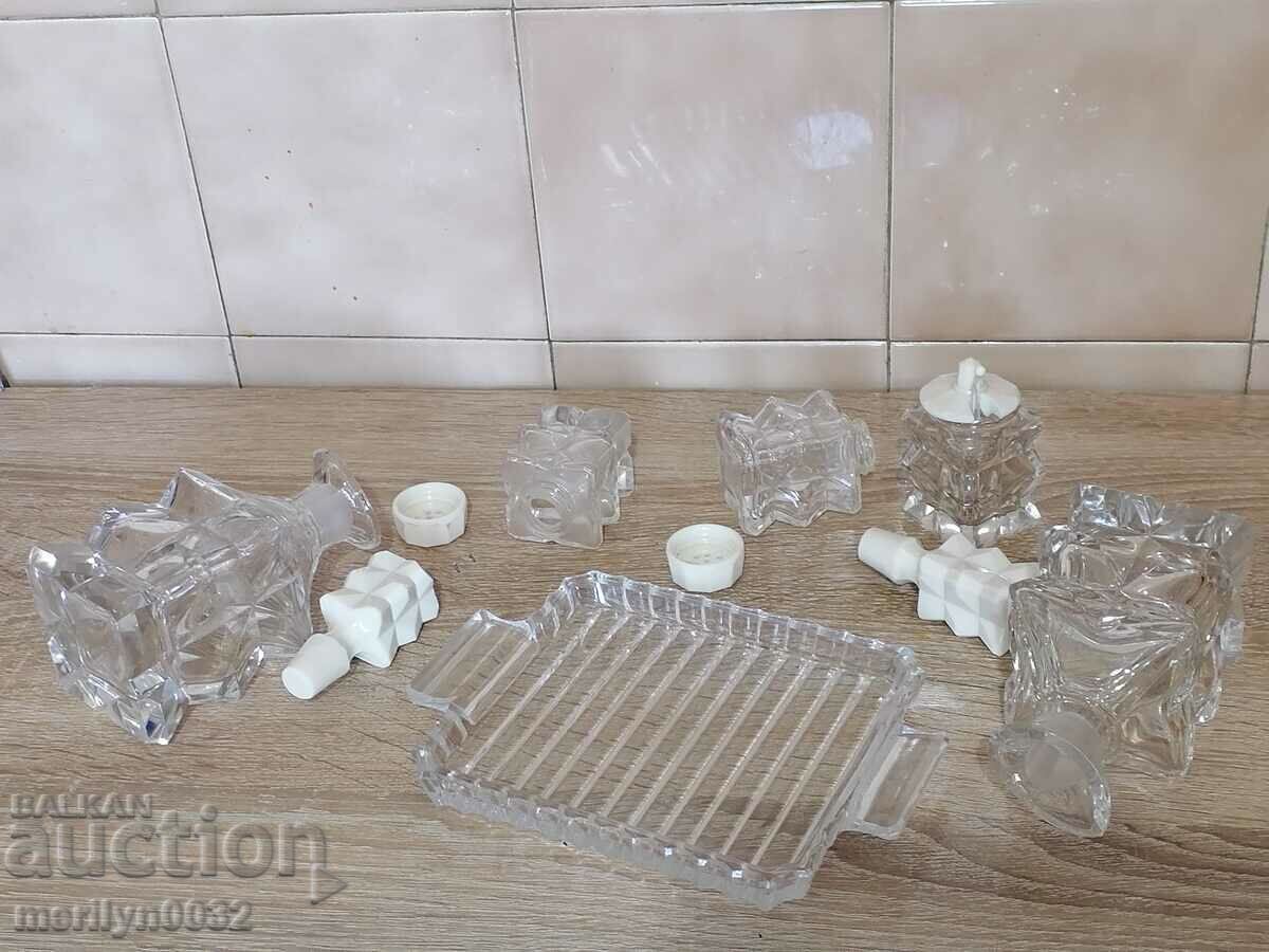 Livrarea Set de condimente ceramice din cristal de plumb ceh din anii 1930 Livrarea Set de condimente ceramice din cristal de plumb ceh din anii 1930