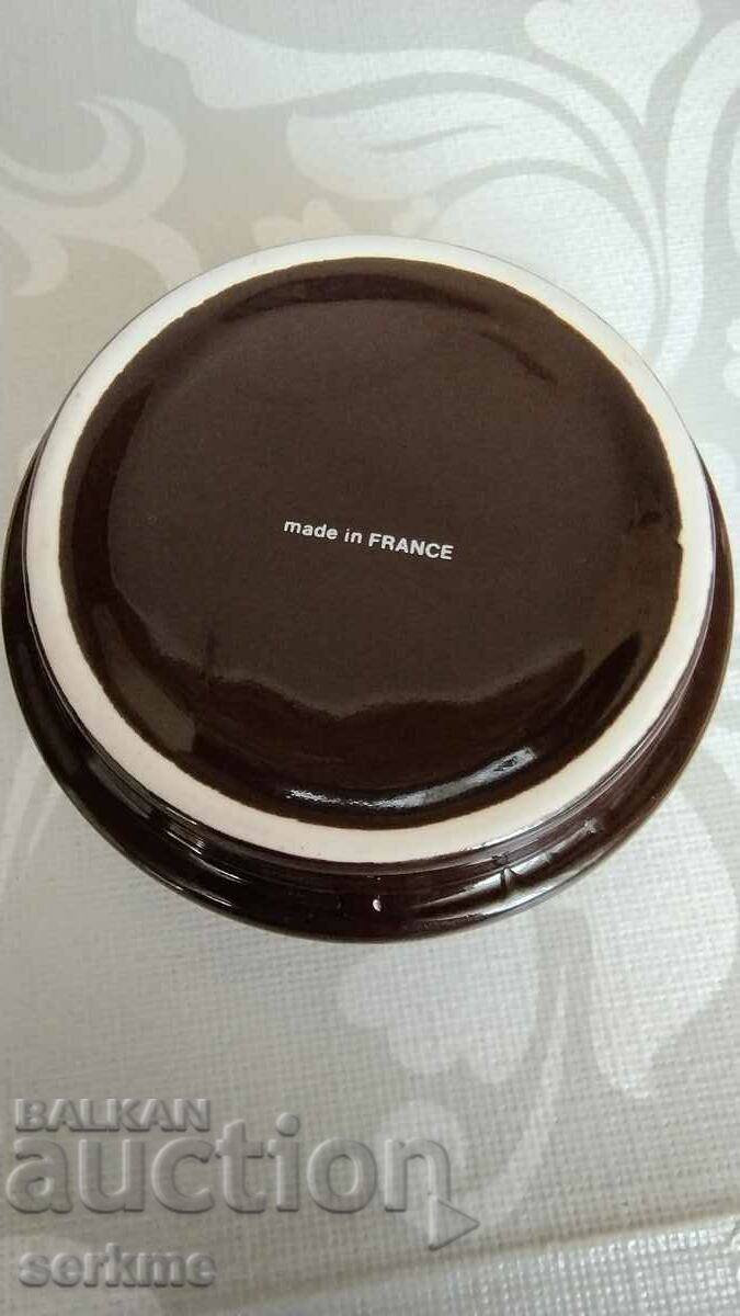 Ashtray with price 8.00 BGN | € 4.09 Ashtray with price 8.00 BGN | € 4.09