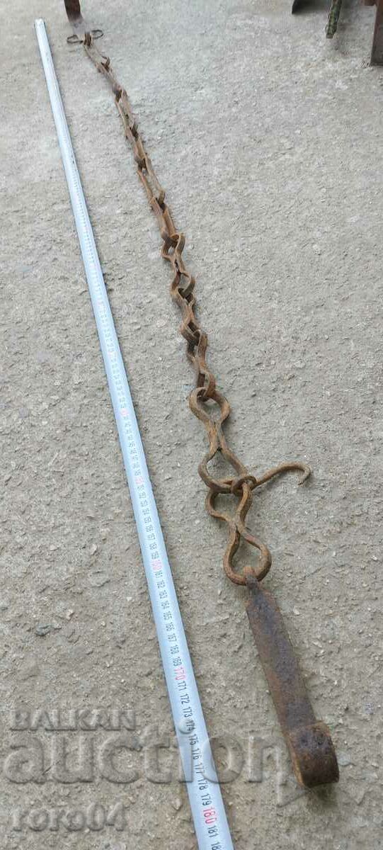 OLD HAND FORGED FIREPLACE CHAIN - 7 OLD HAND FORGED FIREPLACE CHAIN - 7