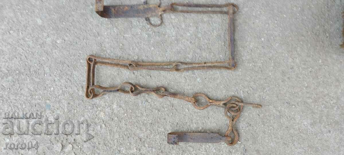 OLD HAND FORGED FIREPLACE CHAIN