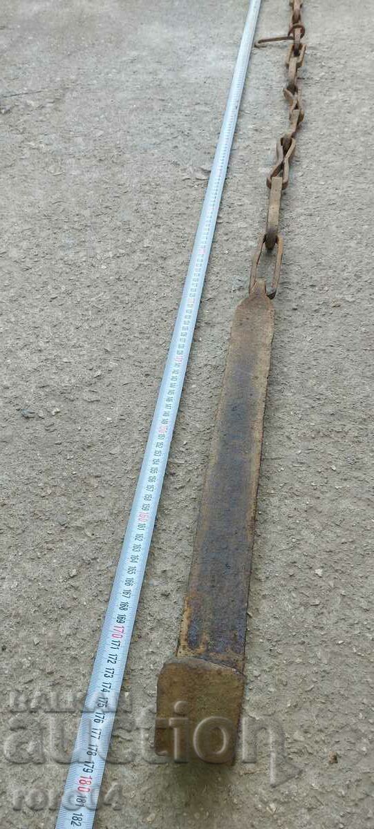 OLD HAND FORGED FIREPLACE CHAIN - 7 OLD HAND FORGED FIREPLACE CHAIN - 7