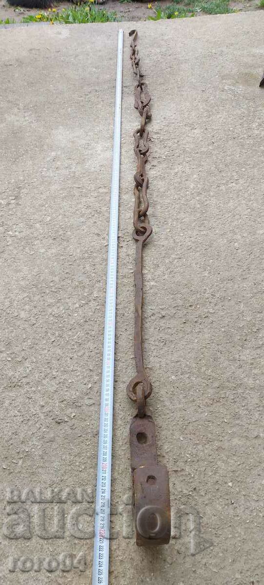 OLD HAND FORGED FIREPLACE CHAIN - 7 OLD HAND FORGED FIREPLACE CHAIN - 7