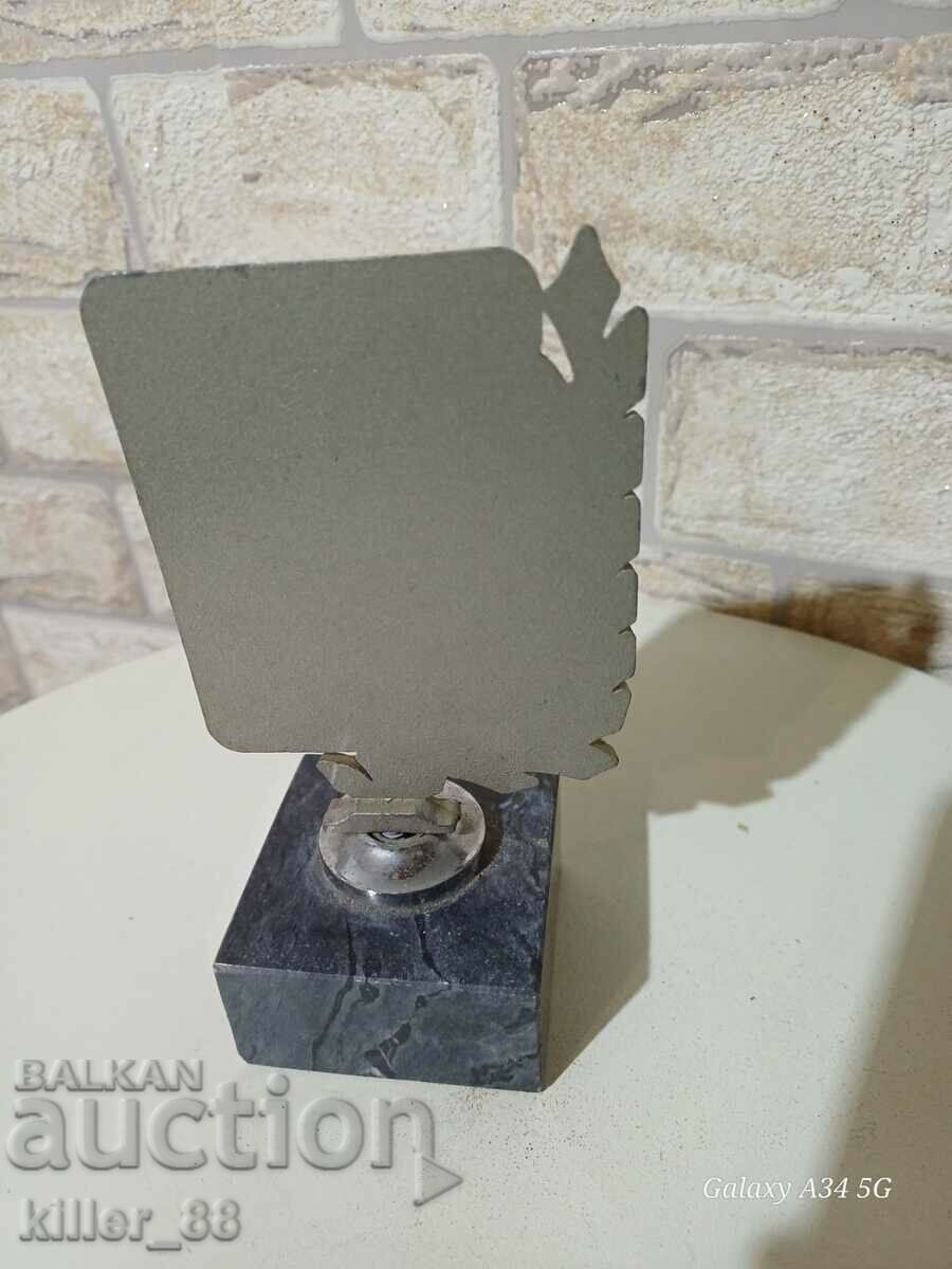 Метална награда BMW - 6 Метална награда BMW - 6