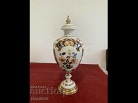 Beautiful porcelain Italian marked urn !!!!