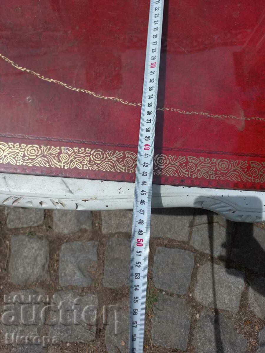 Livrarea MASA VECHI DE LEMN BAROC