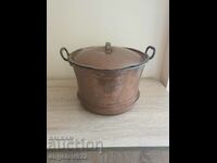 A big old solid copper vessel!