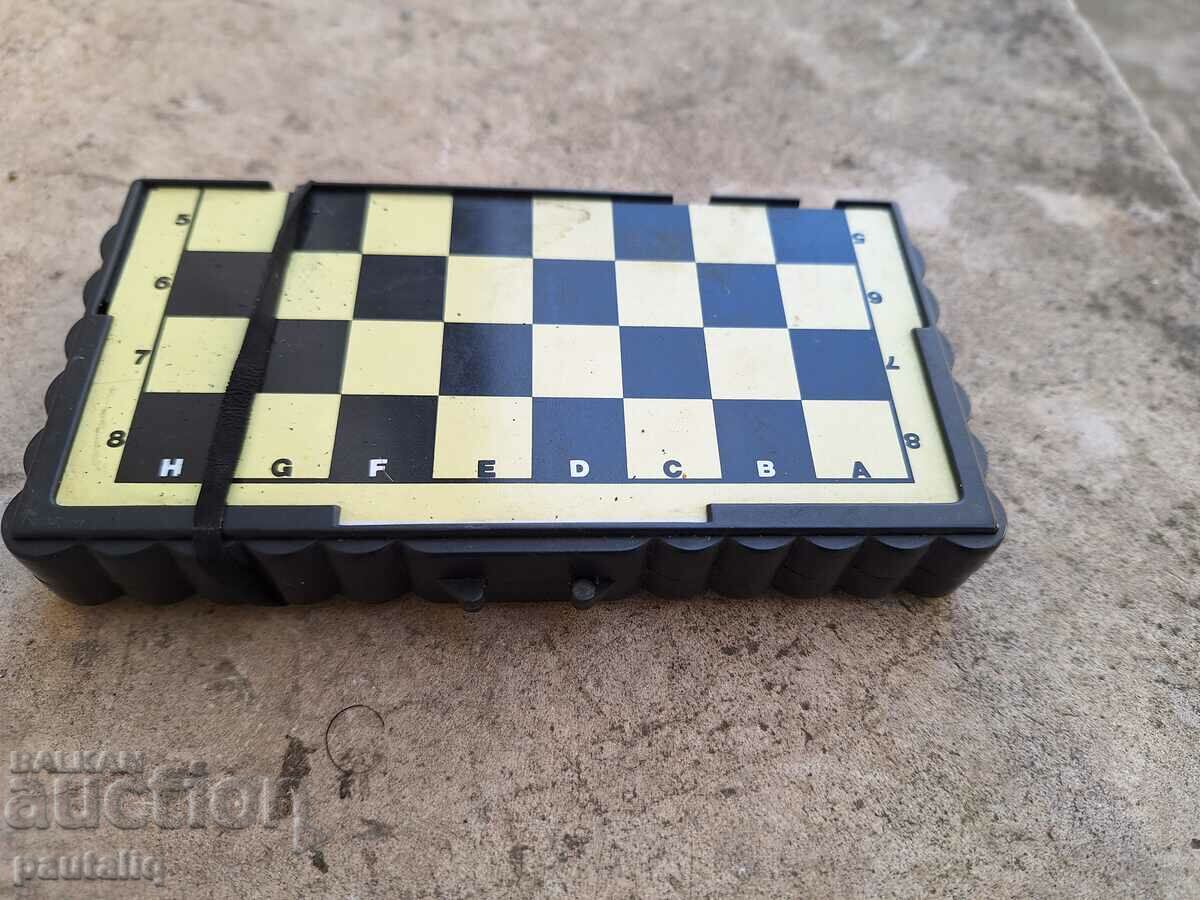 MAGNETIC CHESS with price 8.00 BGN | € 4.09