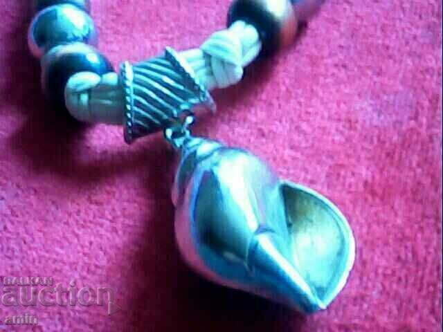 beautiful necklace with silver-plated brass with price 5.00 BGN | € 2.56 beautiful necklace with silver-plated brass with price 5.00 BGN | € 2.56