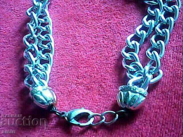 Auction beautiful double necklace Auction beautiful double necklace