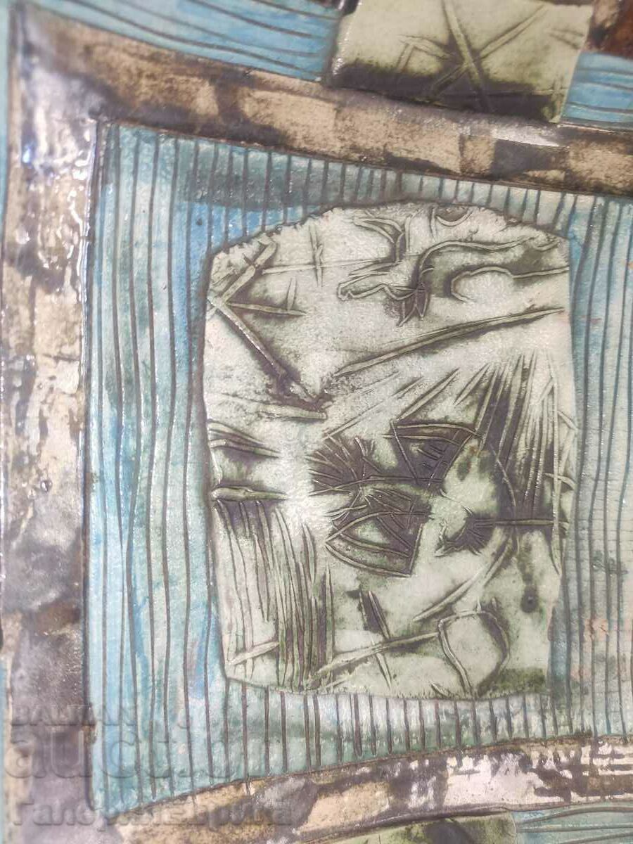 Fructiera ceramics porcelain marking with price 34.00 BGN | € 17.38 Fructiera ceramics porcelain marking with price 34.00 BGN | € 17.38