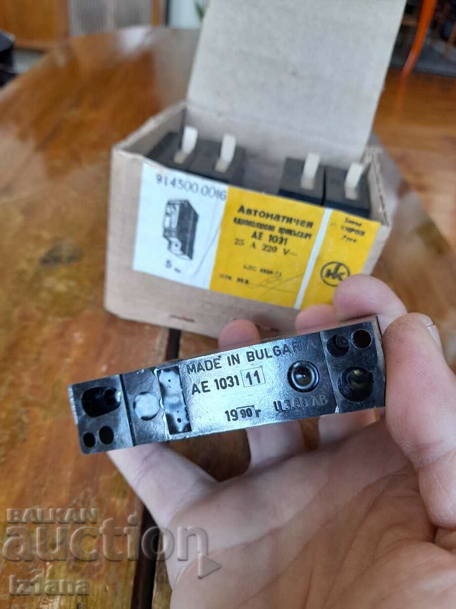 Old automatic fuse, fuses, fuse - 5 Old automatic fuse, fuses, fuse - 5