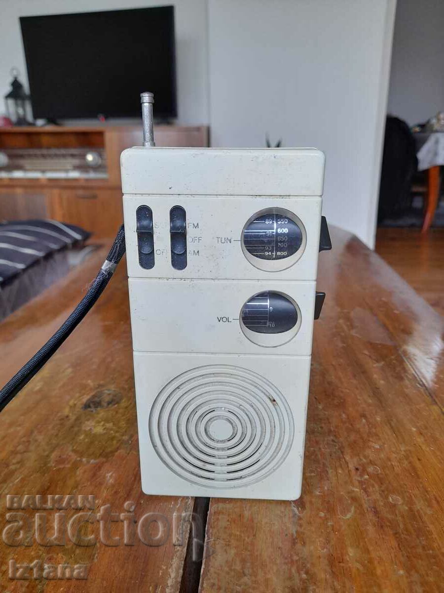 Old radio, radio receiver RFT