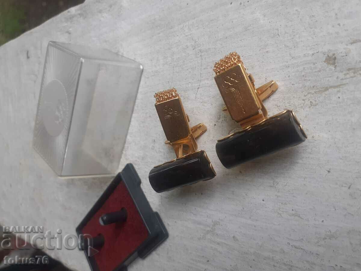 Delivery of Cufflinks from the Olympics in Moscow - gold plating Delivery of Cufflinks from the Olympics in Moscow - gold plating