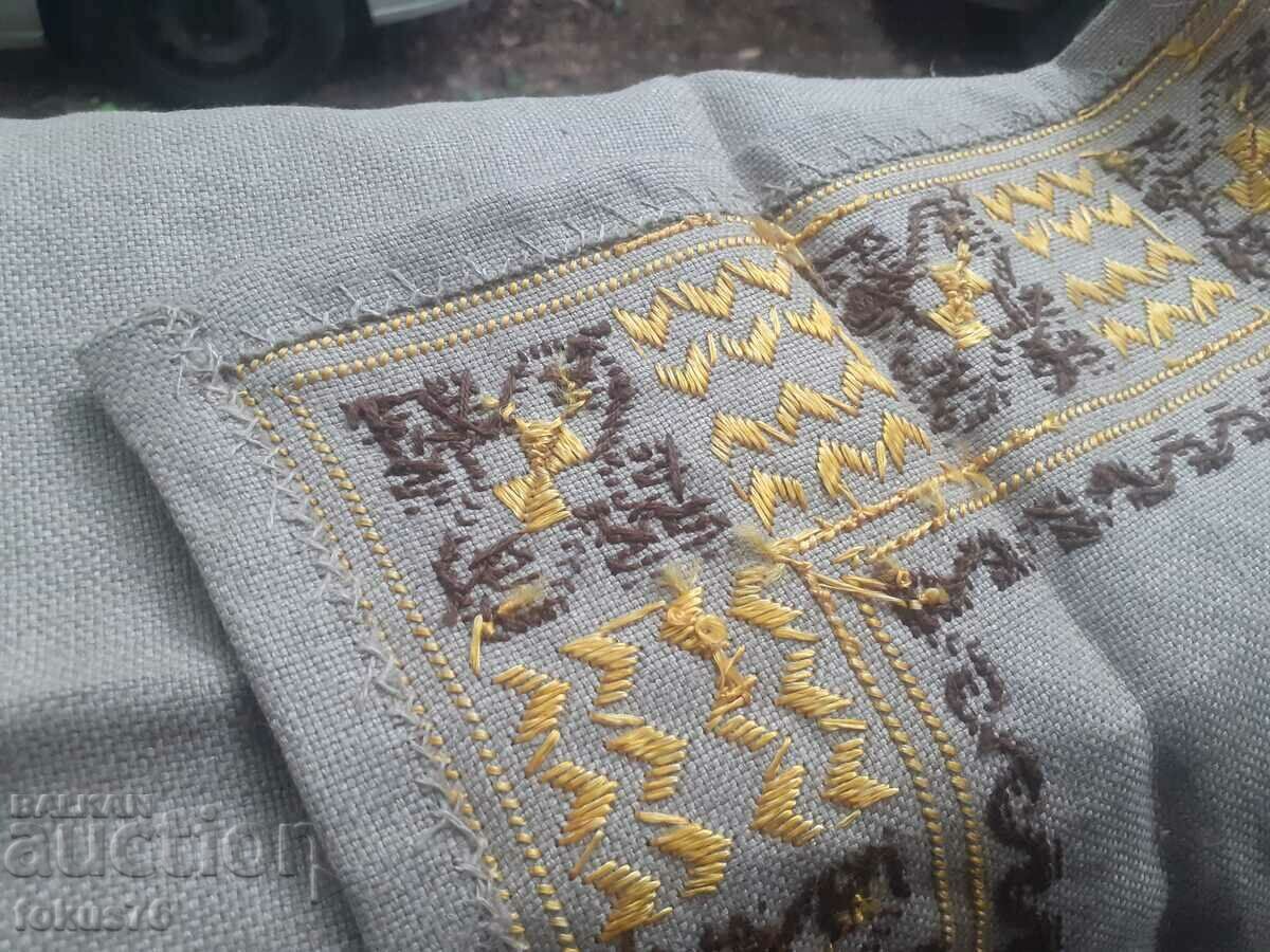 Old lovely Bulgarian check linen panama hand embroidered - 7 Old lovely Bulgarian check linen panama hand embroidered - 7